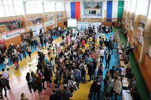 40 работодателей, 400 студентов. В Стерлитамаке прошел первый межвузовский кадровый форум Республика Башкортостан jnV_8cc_Jcc.jpg